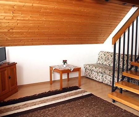 Hotel Bayerischer Hof Rehlings Weißensberg Habitación foto